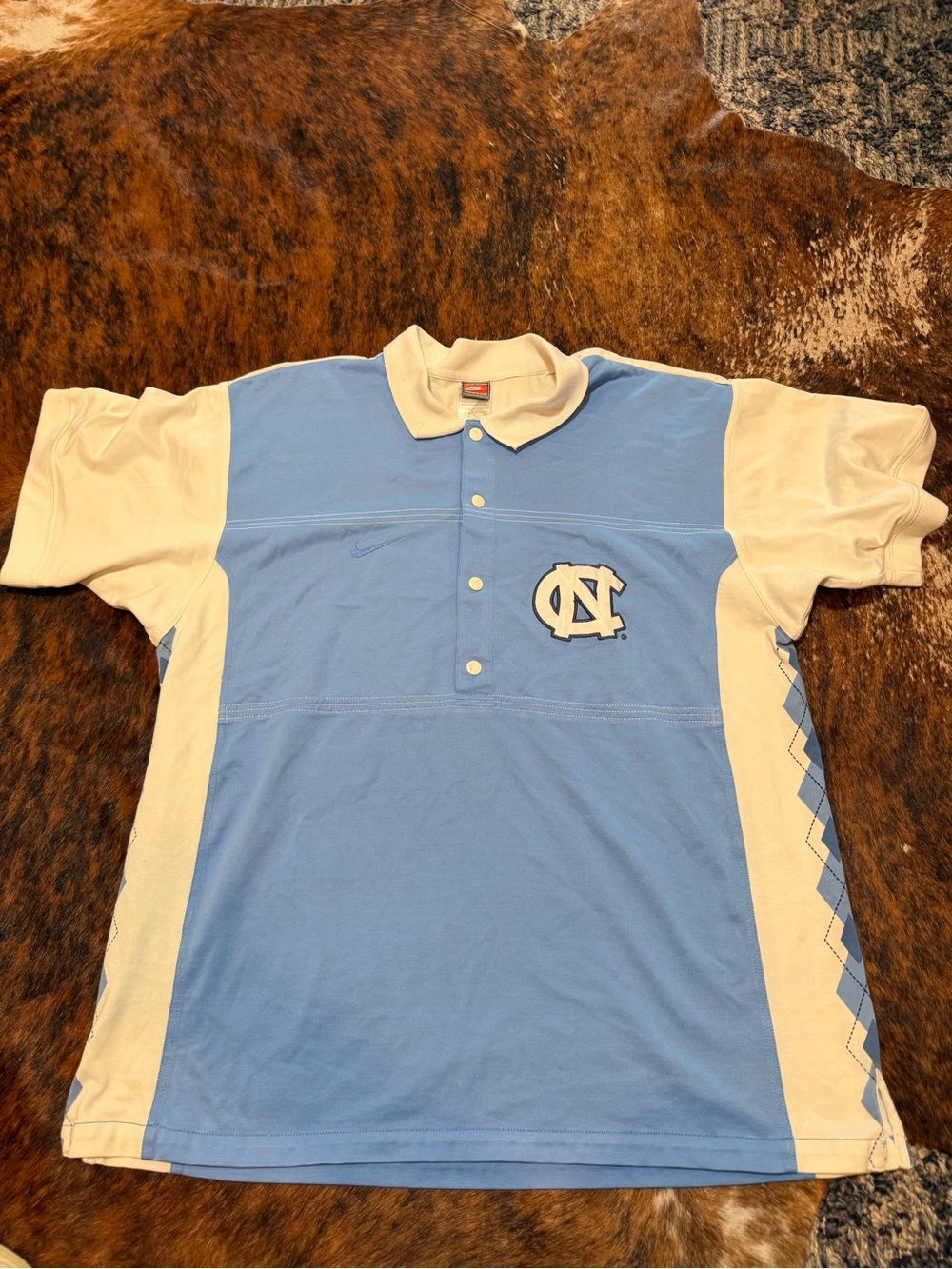 Vintage 90s Nike Team Issued UNC Tar Heels Basketball Shooting Shirt Men's XL